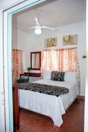 Classic Double Room, Partial Sea View | Laptop workspace, iron/ironing board, free WiFi - Hotel Restaurant Wuarao  (Boca Chica)