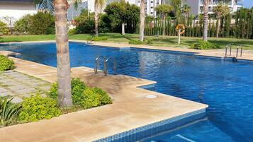 Leilighet | Basseng | Utendørsbasseng