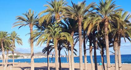 Flat in Villajoyosa With Sea Views & Pool