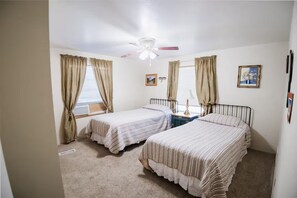 3 bedrooms, WiFi, bed sheets