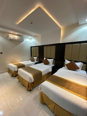 In-room safe, iron/ironing board, free WiFi