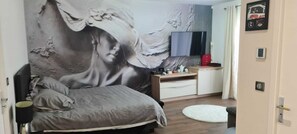 5 Schlafzimmer, Bügeleisen/Bügelbrett, WLAN, Bettwäsche