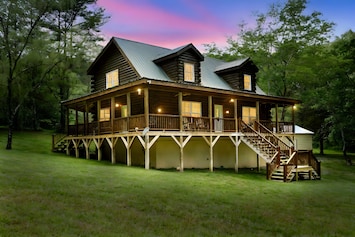 Welcome to Stone Country, your real log cabin (and pet friendly) retreat!