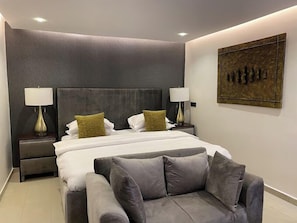 Junior Apartment, Balcony, City View | 1 bedroom, desk, laptop workspace, blackout drapes