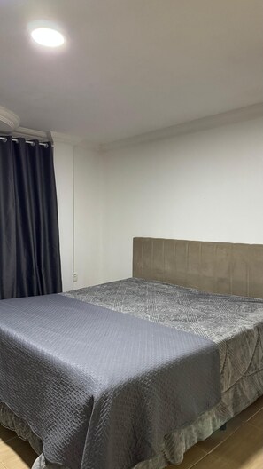 3 bedrooms, WiFi - Belli House casa ideal para  família. 9 hóspedes 3 quartos 7 camas 2 banheiros (canela)