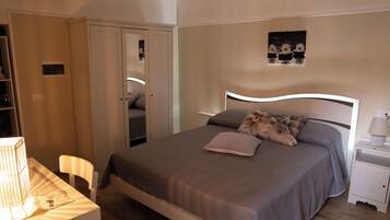 1 Schlafzimmer, WLAN, BettwÀsche