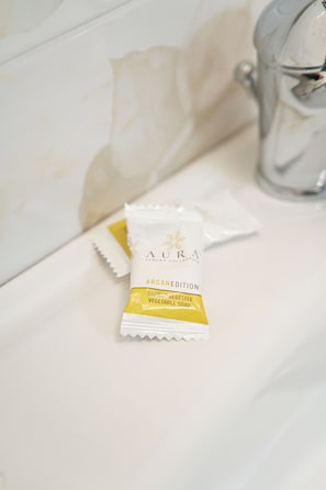 Shower, hair dryer, bidet, towels - Cozy B&B between Naples, Caserta and the beautiful Amalfi Coast (Santa Maria A Vico)