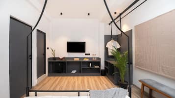 Suite Luxe | Bureau, espace de travail pour ordinateur portable, rideaux occultants