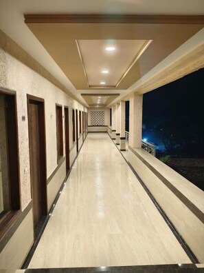 Desk, free WiFi - Rani Palace Hotel And Resort (Kishangarh)