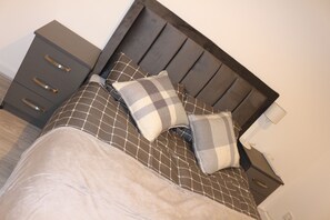 2 bedrooms