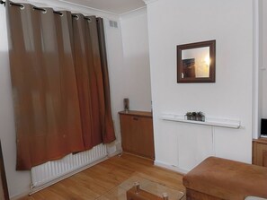 Casa, 2 quartos, vista para o jardim | Parte interna