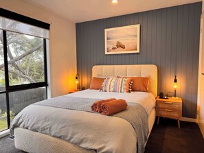 4 bedrooms, iron/ironing board, travel cot, WiFi