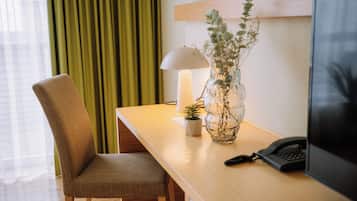 Comfort Double or Twin Room, Mountain View | 2 bedrooms, minibar, in-room safe, desk