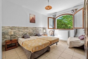 2 chambres, fer et planche Ă repasser, Wi-Fi gratuit