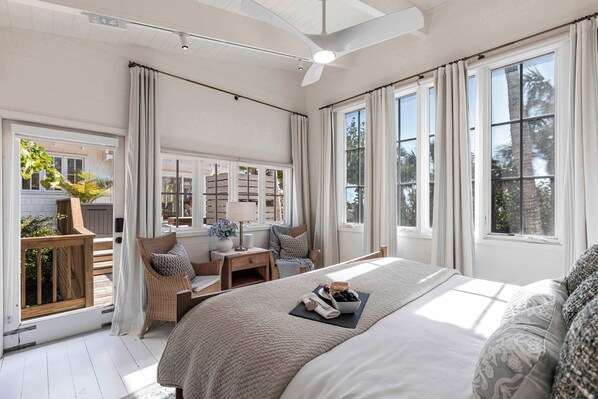 2 bedrooms, desk, iron/ironing board, travel crib