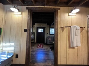 Interior - Cherry Treesort "Sweet Ashley" (Rowan County)