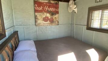 2 habitaciones y ropa de cama