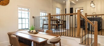 Full House · Huge 6BR 3Bath Retreat on College Hill. Rare Find!