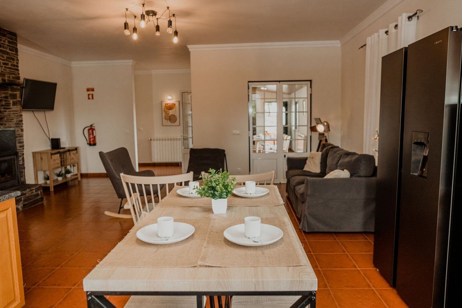 Your Sunny Escape In Pedrógão - Castelo