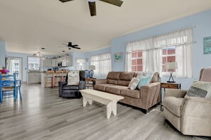 TV, fireplace, offices