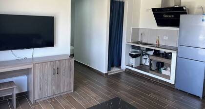 D&X Apartment-G| 2-Bed, Kitchen, AC, WiFi, TV