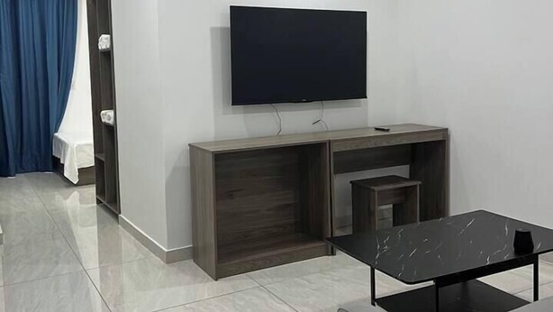 Unclassified image, 1 of 8, button - D&X Apartment-H | 2-Bed, Kitchen, AC, WiFi, TV (Kralendijk)