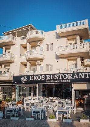 Restaurant - Eros Hotel (Ksamil)