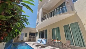 Terrace/patio - Chic Poolview Studio, Kitchen, Pet Friendly! (Puerto Vallarta)