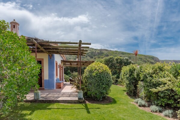 วิลล่า, สูบบุหรี่ได้