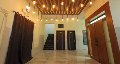 Sapphire Hotel & Banquet