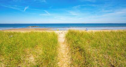 Beachside | Oceanside | Walk onto the beach!