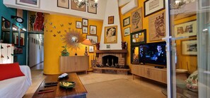 Villa, Smoking