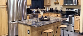 NEW Modern family friendly home