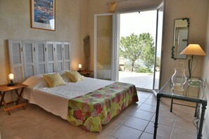 2 bedrooms, iron/ironing board, WiFi, bed sheets - Cupulatta. (Calcatoggio)