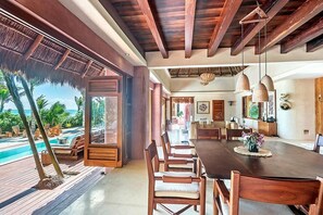 Villa | Internet
