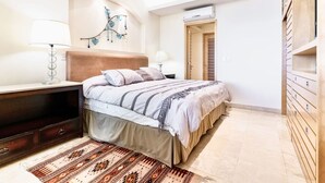 Room - Anana El Dorado 203 Condo With Lake Views Pool (Chapala)