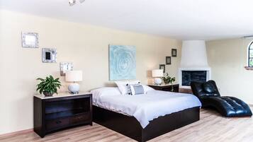 Villa, Smoking | Internet