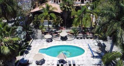 Anana Rancho San Rafael Pool and Lake Views