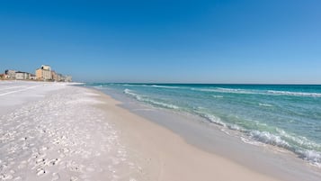 House, Multiple Beds (Blue Surf 15B) | Beach