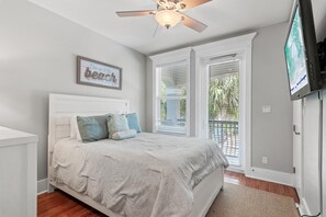 Townhome, Multiple Beds (Miramar Beach Villa 114- Beach Therap)