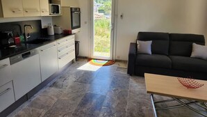 Private kitchen - Charming apartment (Allauch)