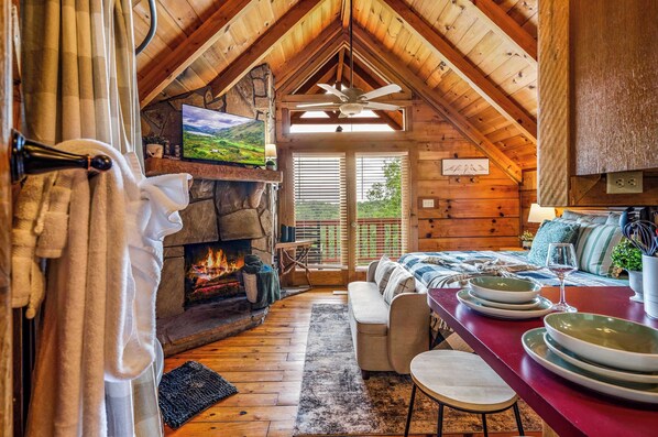 TV, fireplace, offices