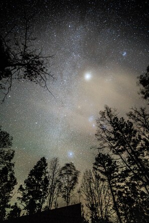 Unclassified image, 3 of 26, button