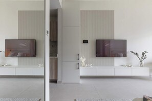 Interior - Brand New Luxury Studio (Dubai)