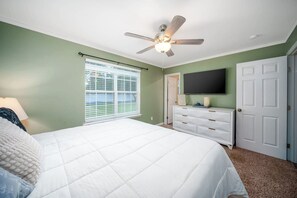 4 bedrooms, WiFi, bed sheets