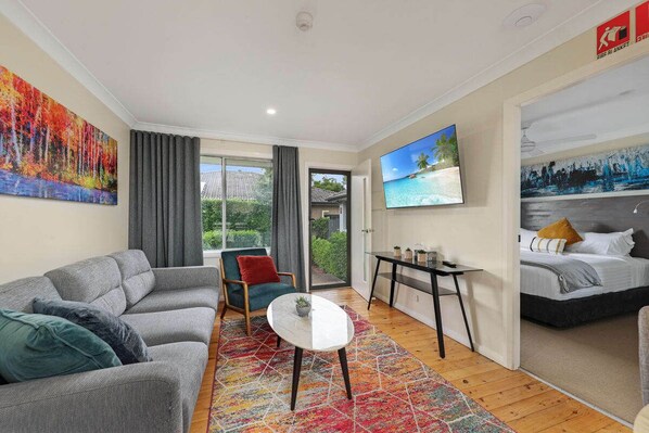 1 bedroom, desk, iron/ironing board, WiFi