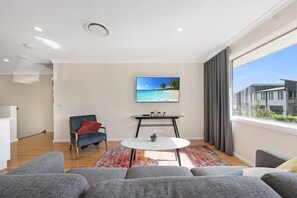 Televisie en een kantoor