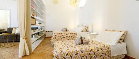 1 bedroom, travel crib, free WiFi, bed sheets