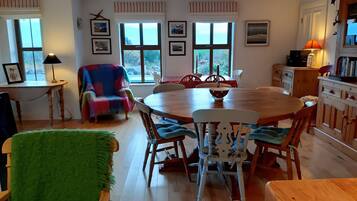 تناول الطعام