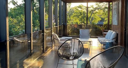 Luxury Mid-Century 7-Bed Estate Near Augusta National with Pool & Sunset Views